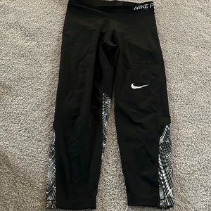 Nike Pro leggings